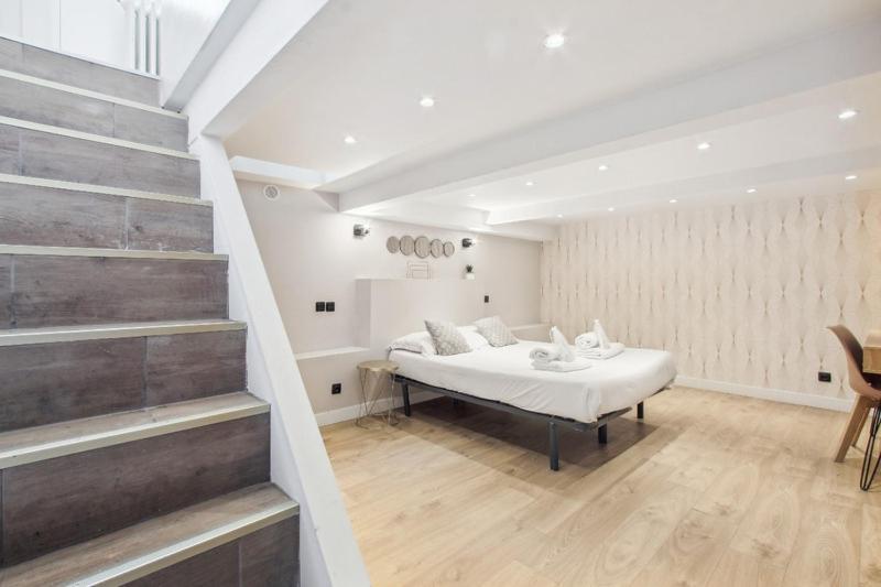 165 Suite Denis - Superbe Appartement A Parigi Esterno foto